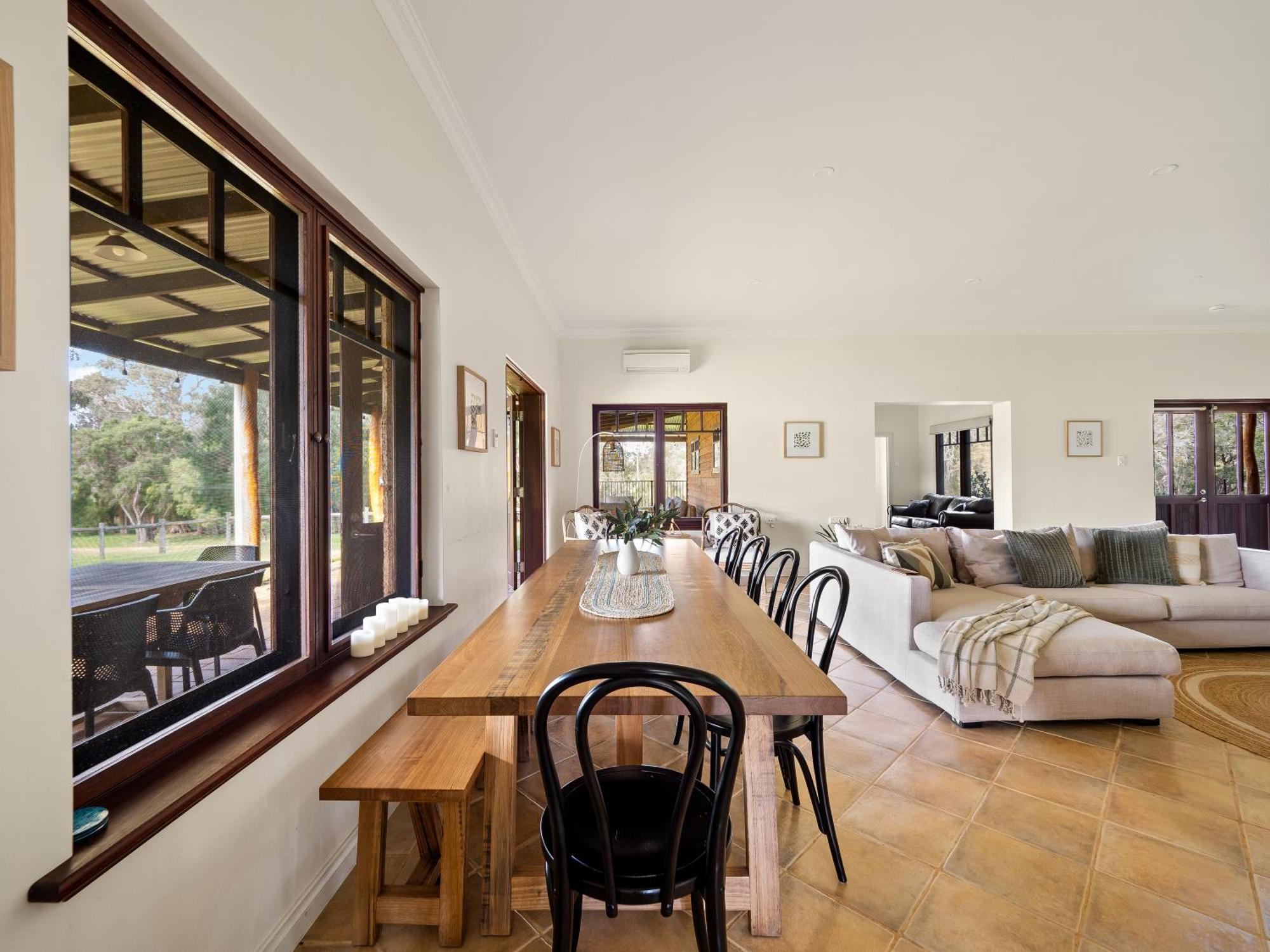 Island Brook Estate Vineyard And Chalets Yelverton Екстериор снимка